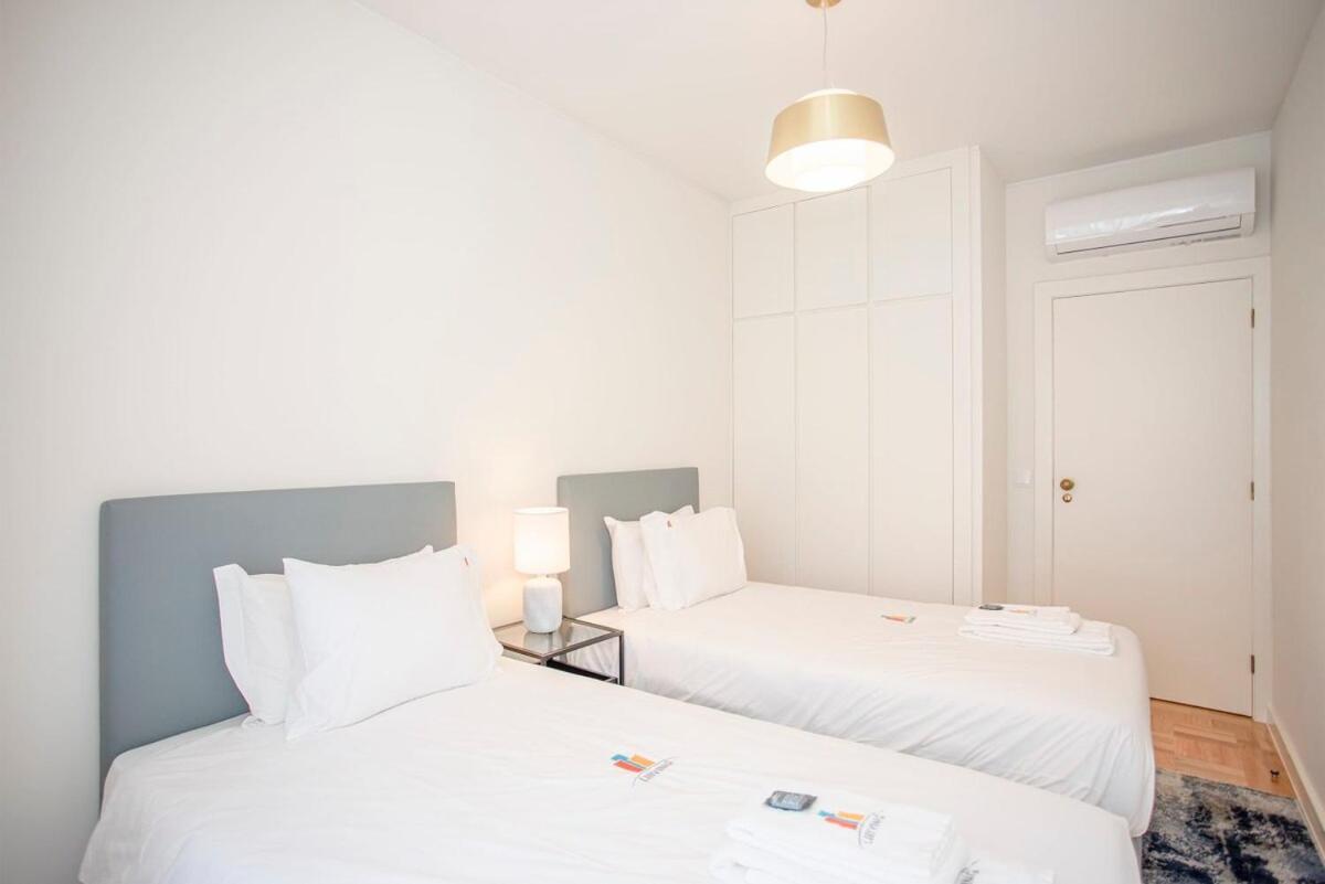 Liiiving In Porto - Design Bright House Villa Luaran gambar